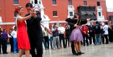 Danza el Vals peruano