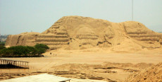 Huacas del Sol y de la Luna